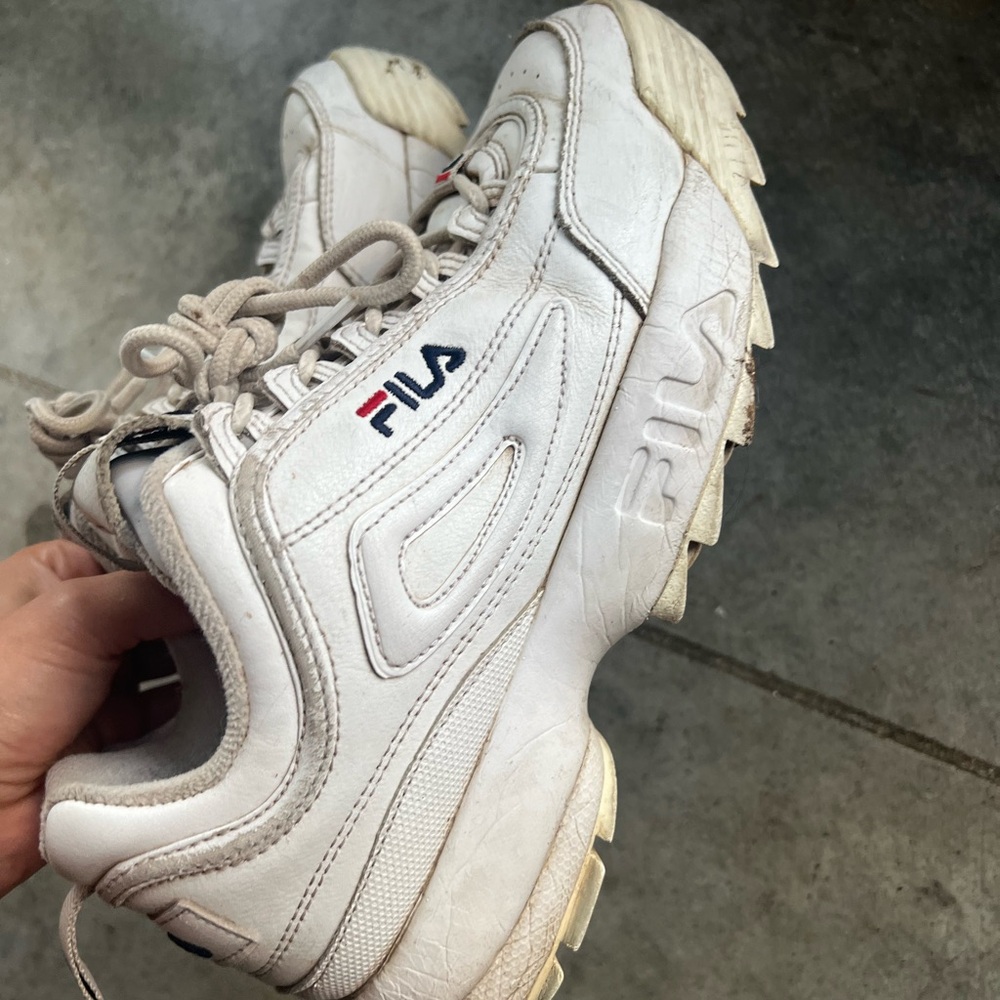 White Fila Disruptor Size 8 Women